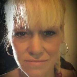 Meet your Posher, Gloria